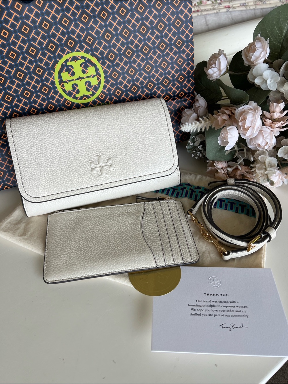 TORY BURCH Thea Flat Crossbody Wallet 🌸 NWT